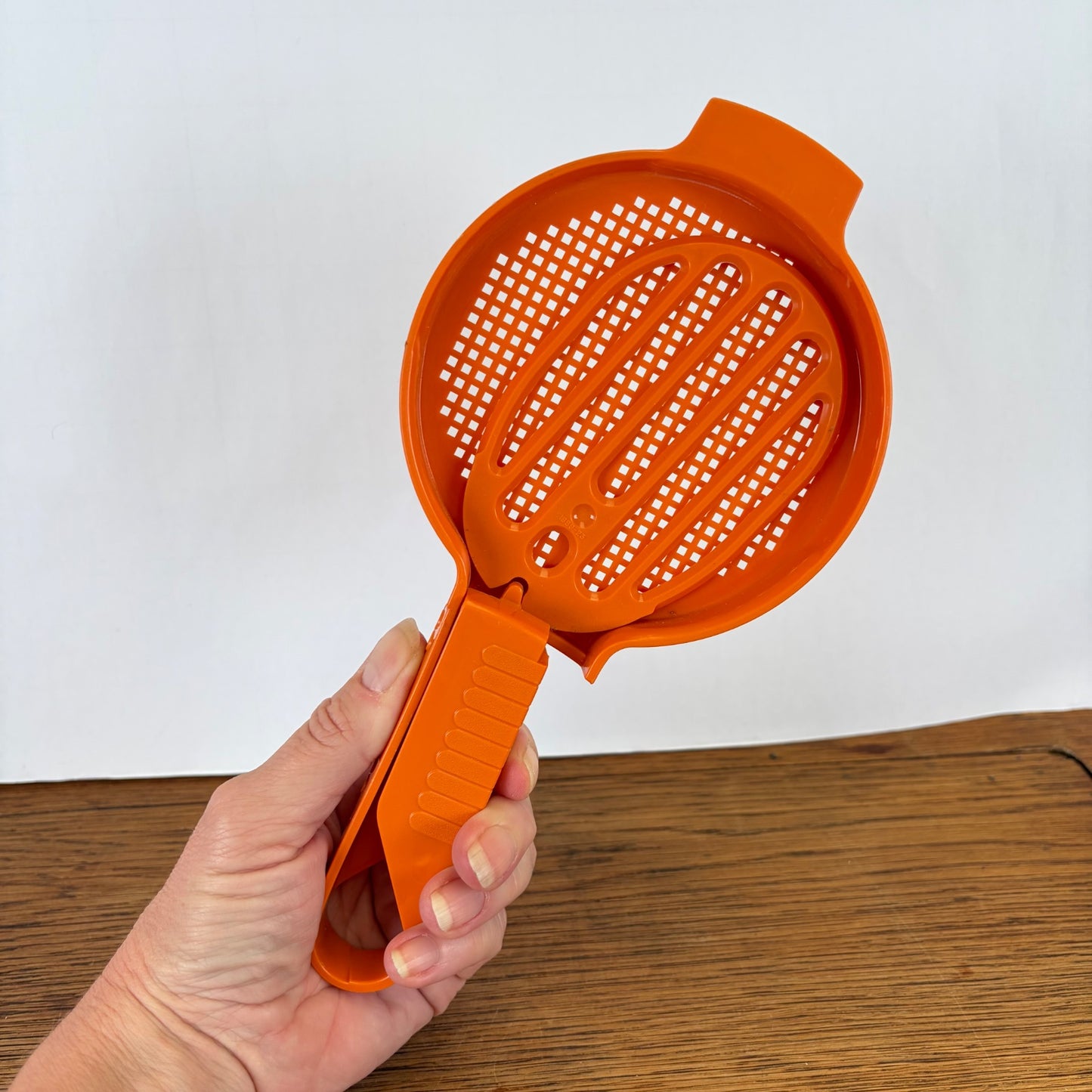Vintage Tupperware handzeef oranje
