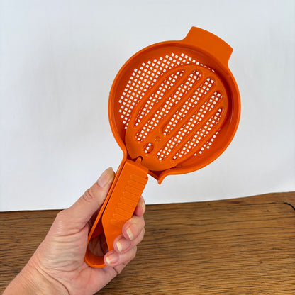 Vintage Tupperware handzeef oranje