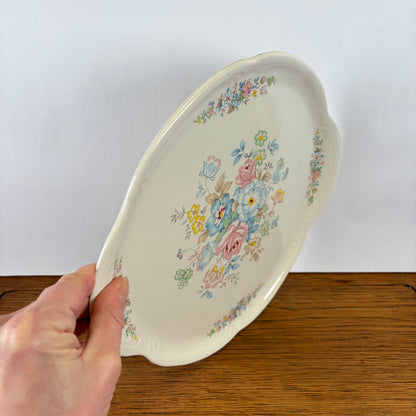 Serveer bord bloemen