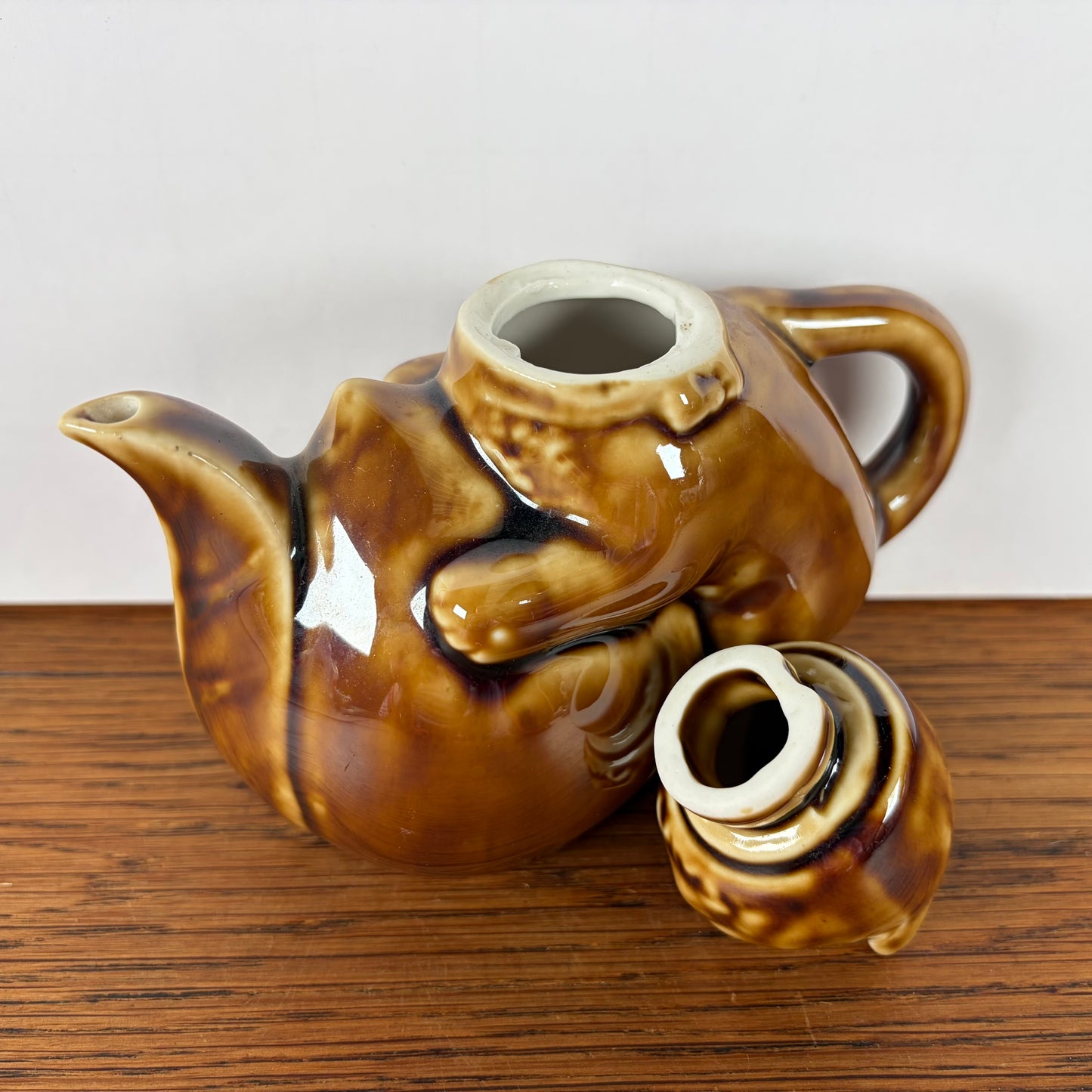 Vintage theepotje kat