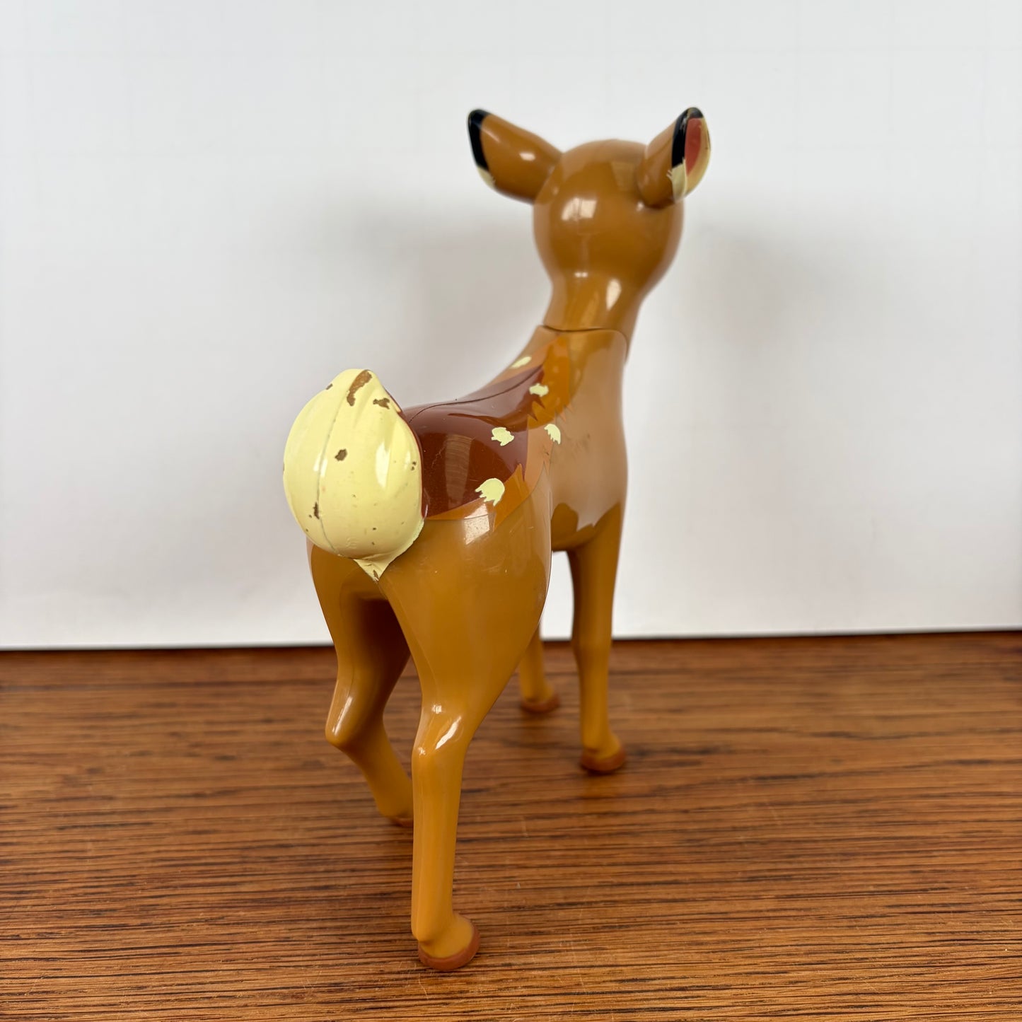 Kunststof Bambi beeldje