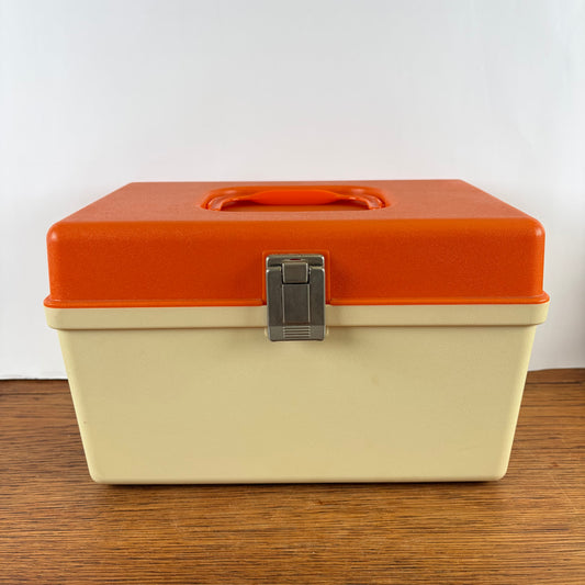 Kleine vintage naaibox curver