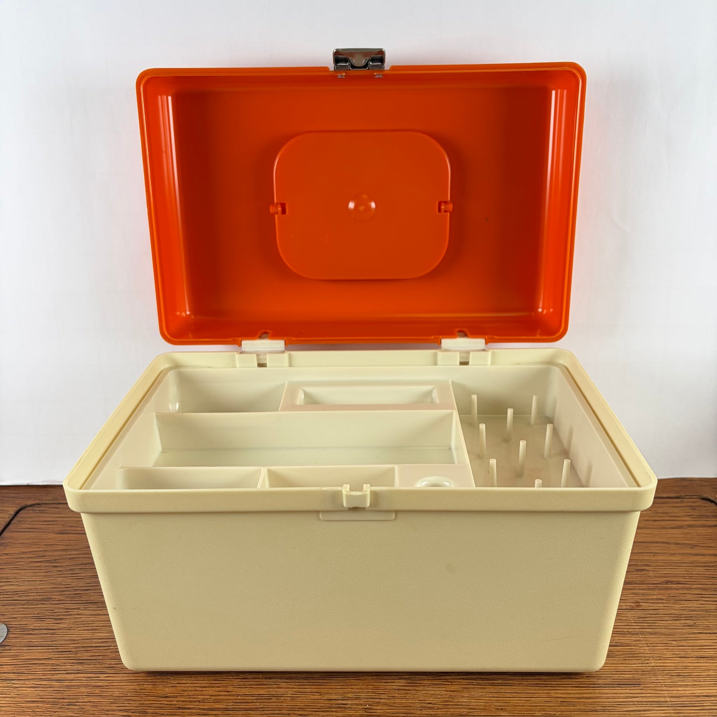 Kleine vintage naaibox curver