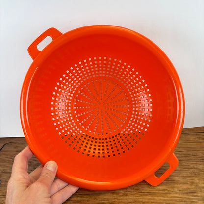 Vintage oranje vergiet