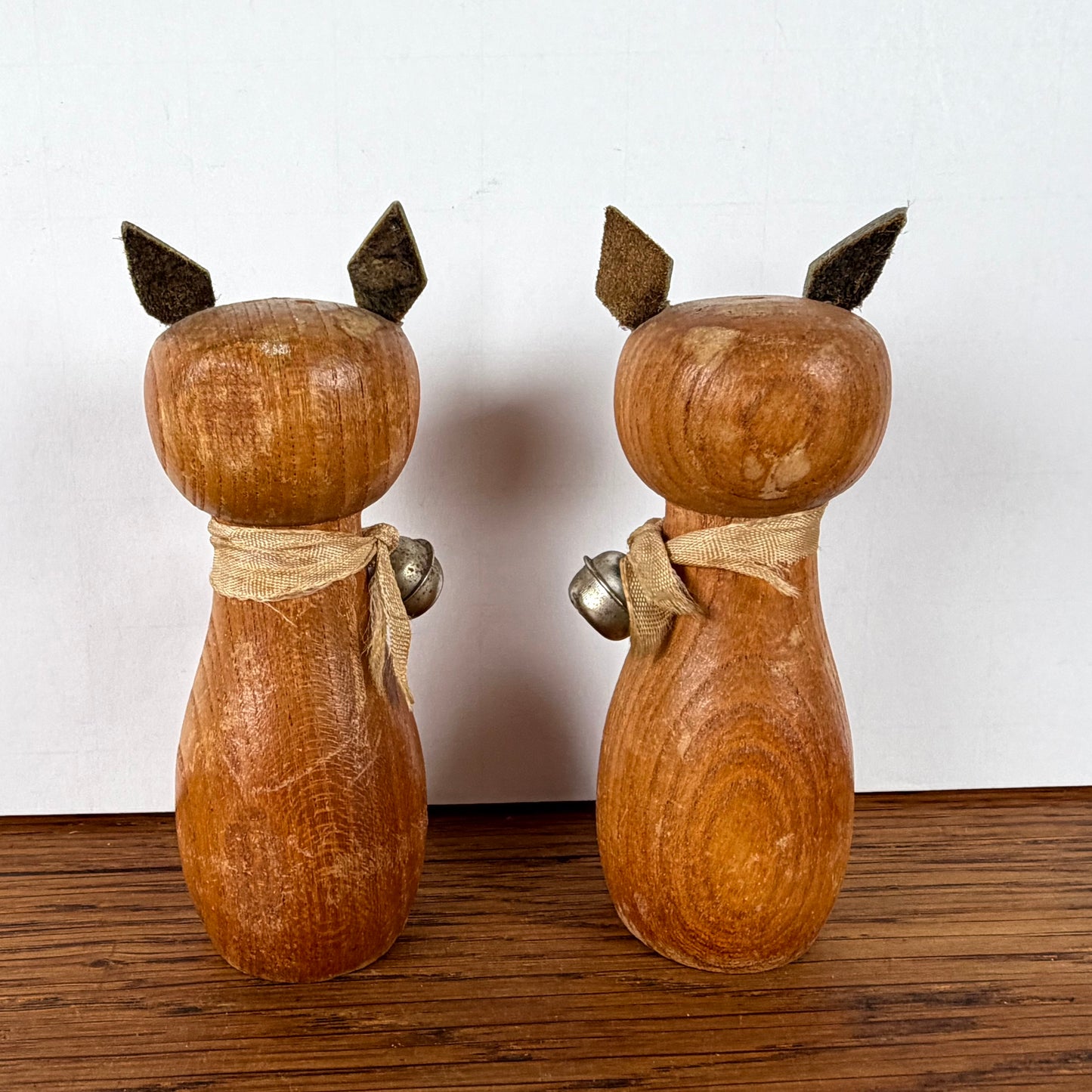 Vintage houten peper-en zoutstel katten