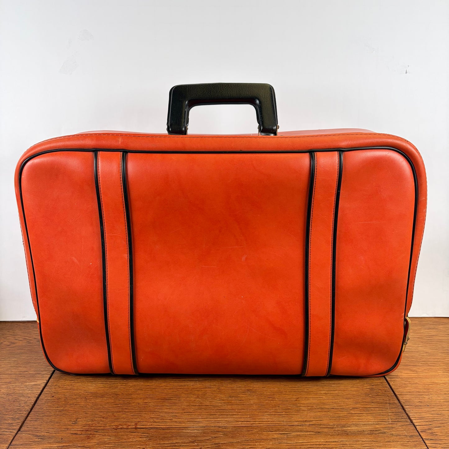 Vintage oranje koffer