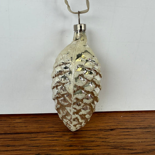 Vintage kerstbal dennenappel