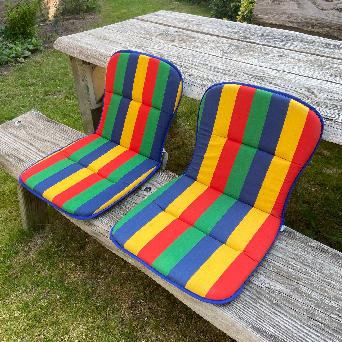 Vintage tuinstoel kussens streep