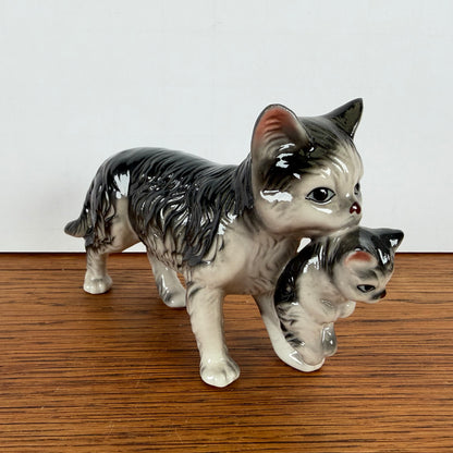 Vintage porseleinen kat met kitten