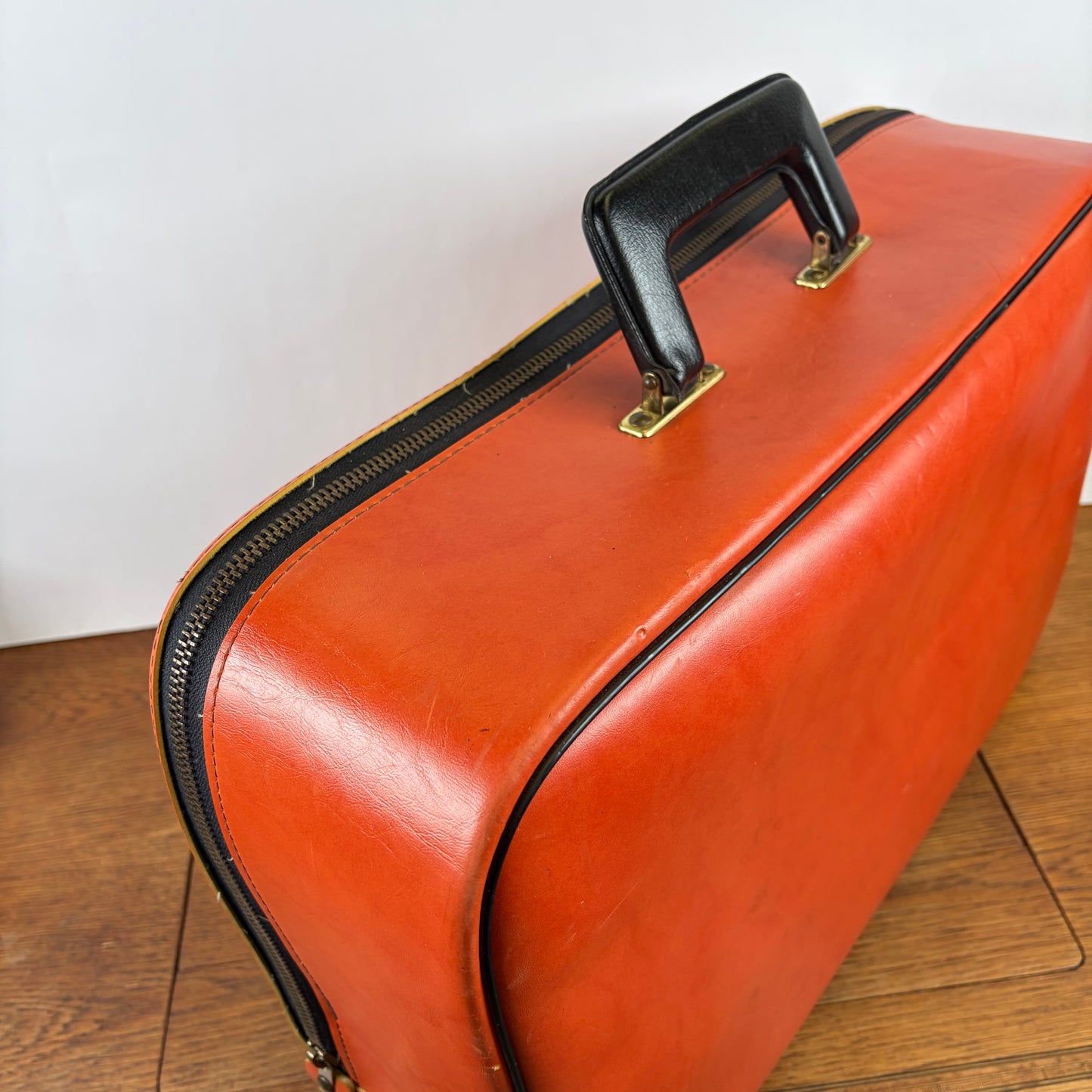 Vintage oranje koffer