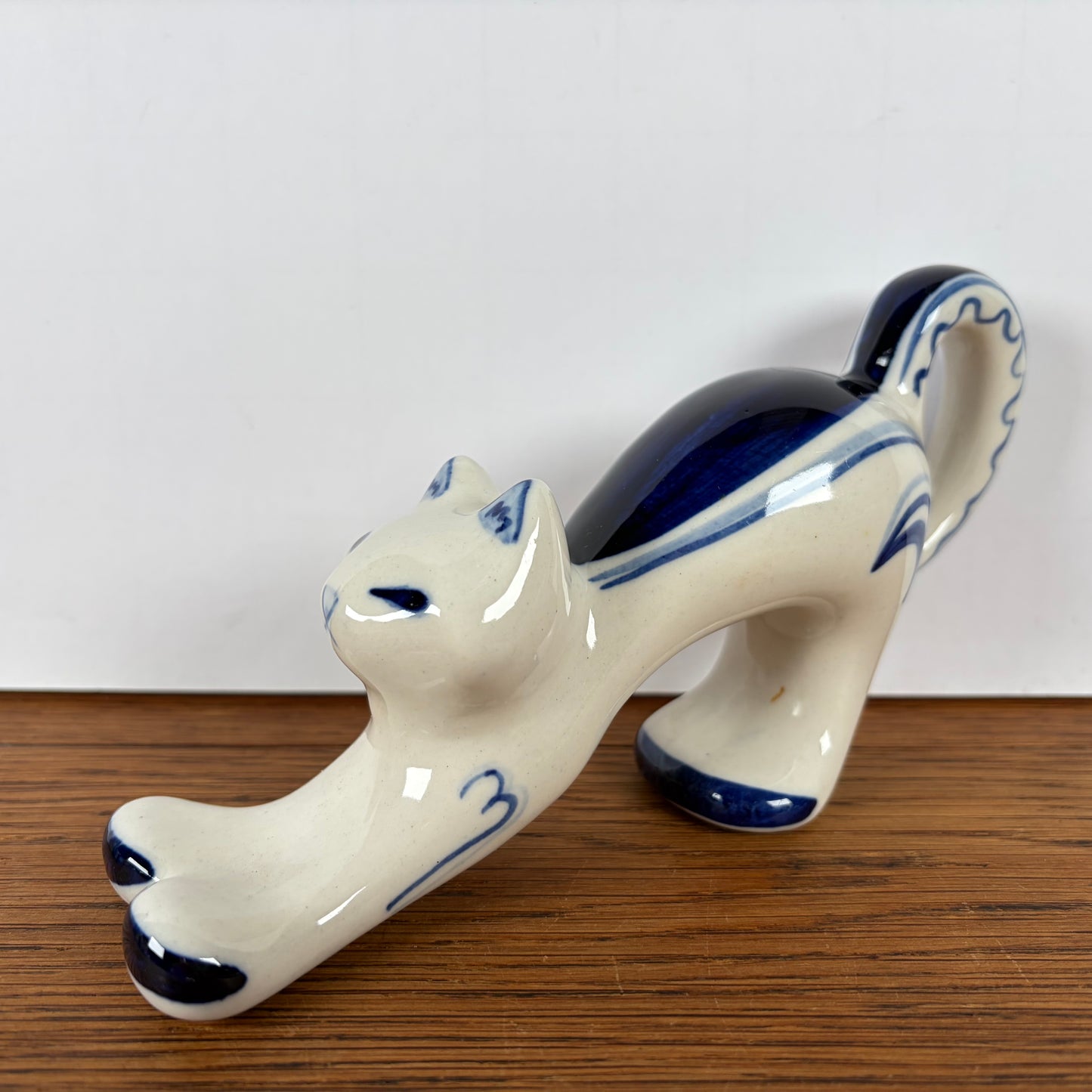 Vintage blauwe kat Gzhel