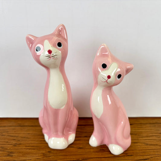 2 vintage roze kattenbeeldjes
