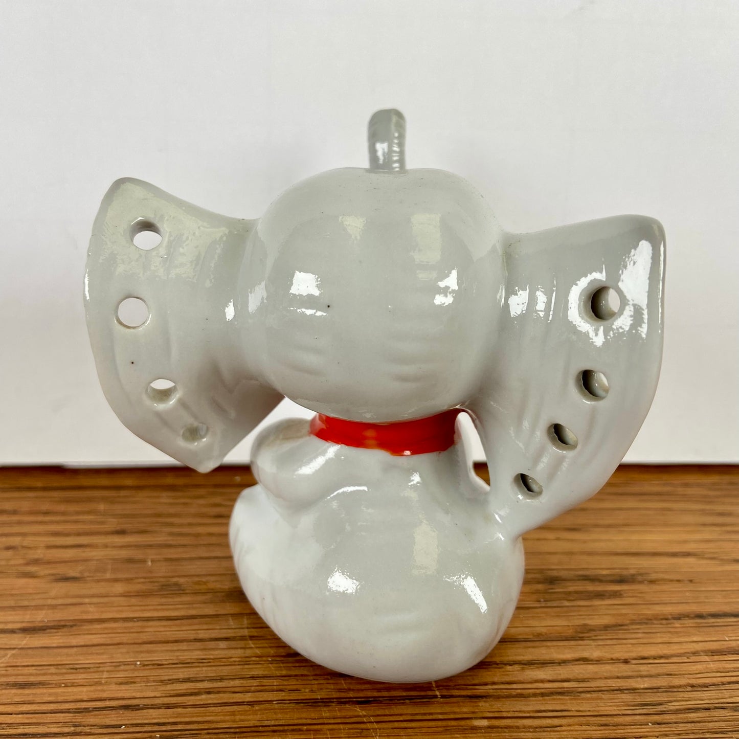 Vintage oorbellen houder olifant