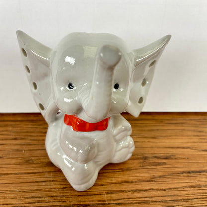Vintage oorbellen houder olifant