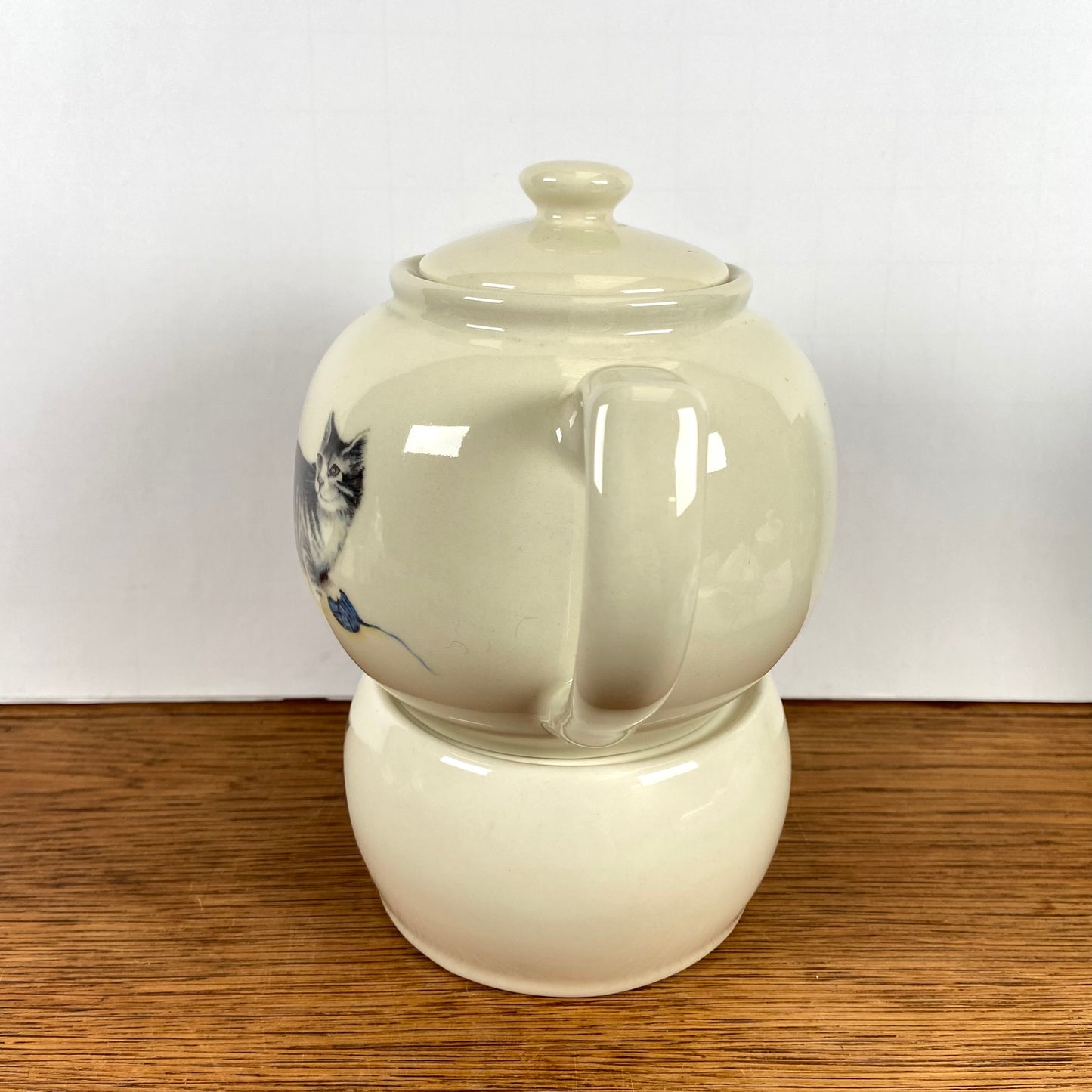 Theepot met theelicht katten