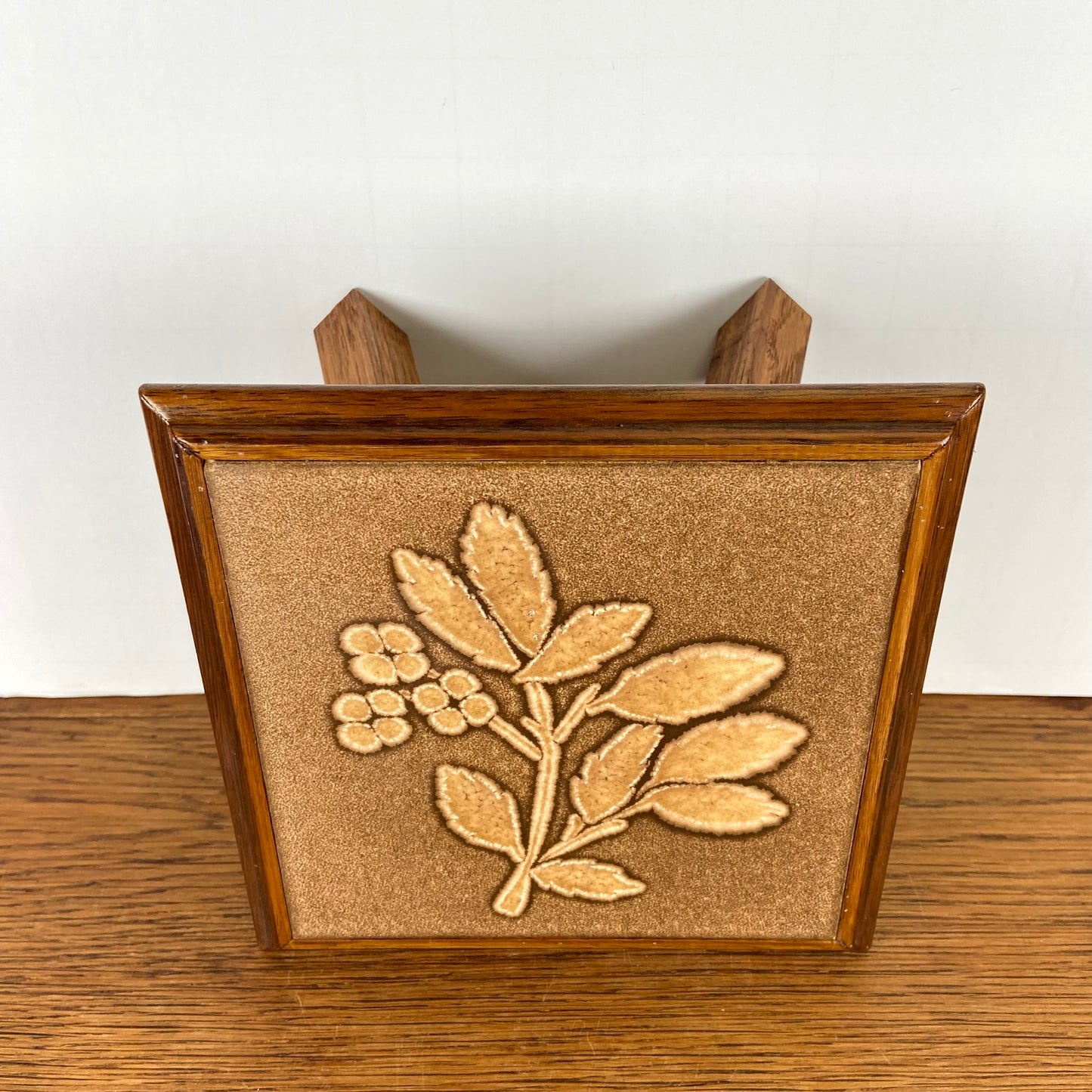 Vintage houten planten tafeltje
