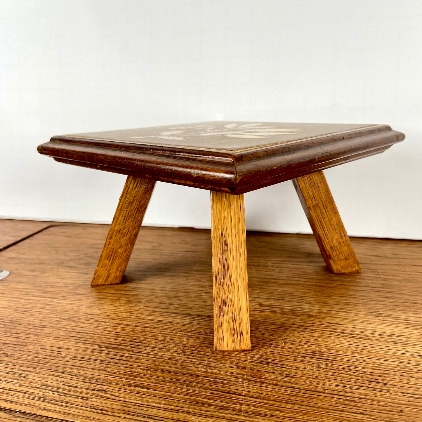 Vintage houten planten tafeltje