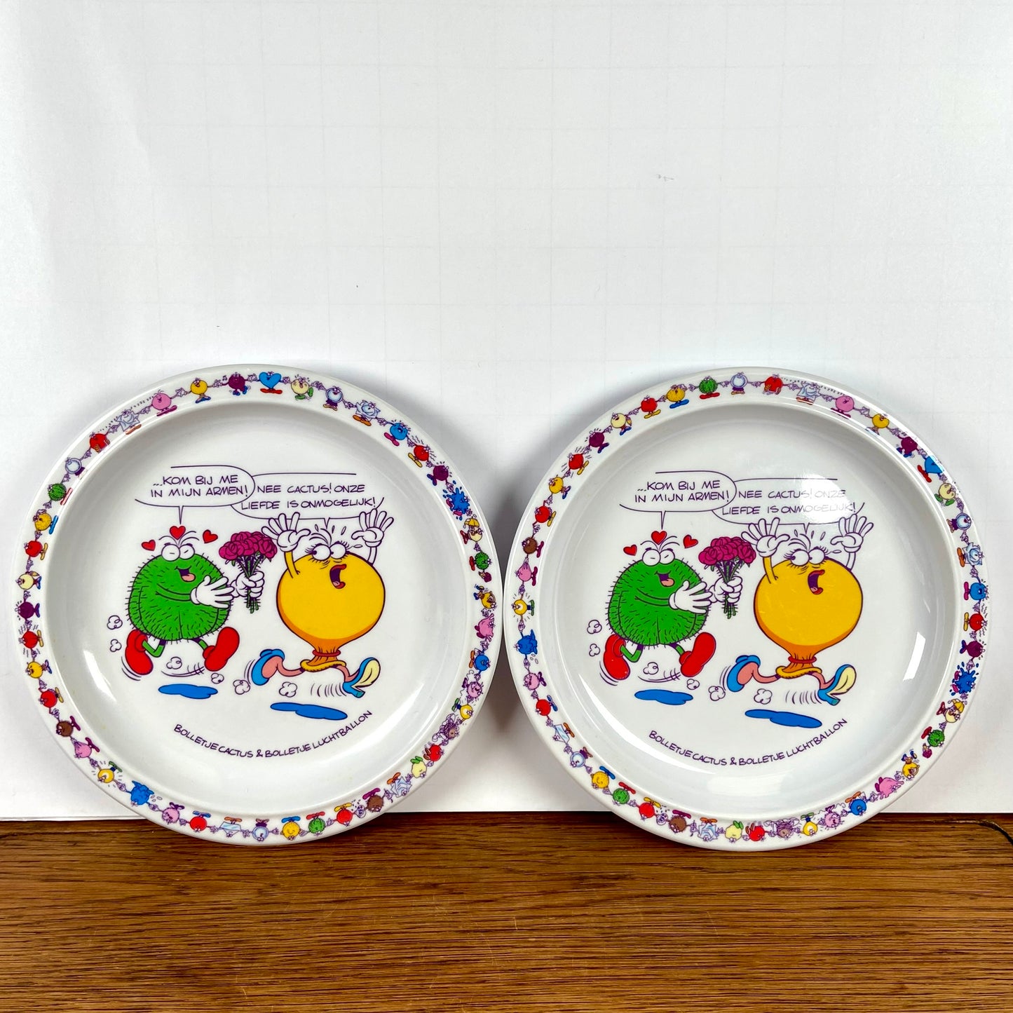 2 borden Bolletje