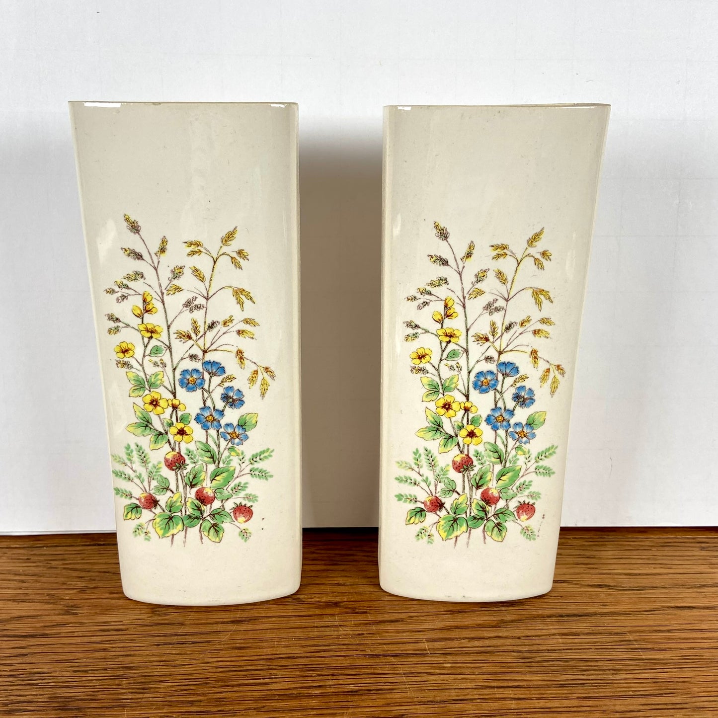 2 vintage radiatorbakjes bloemen