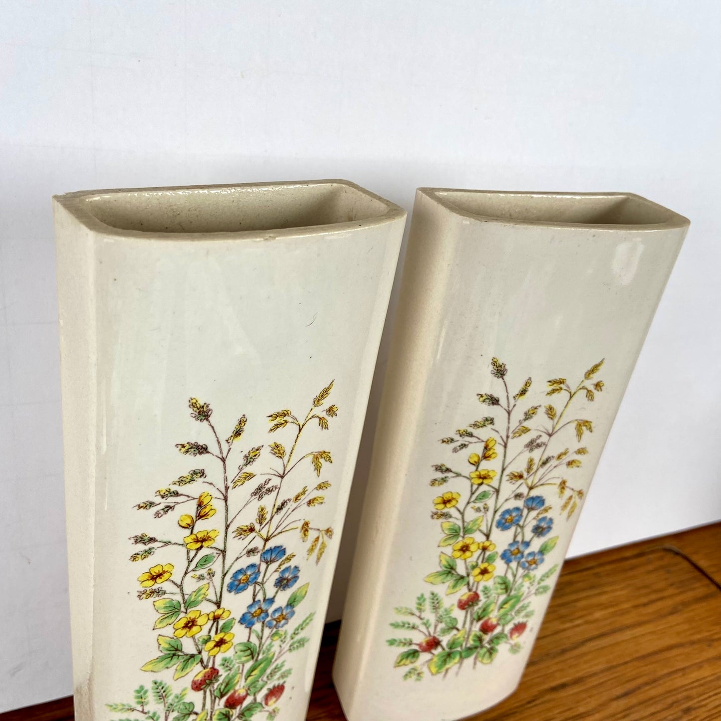 2 vintage radiatorbakjes bloemen