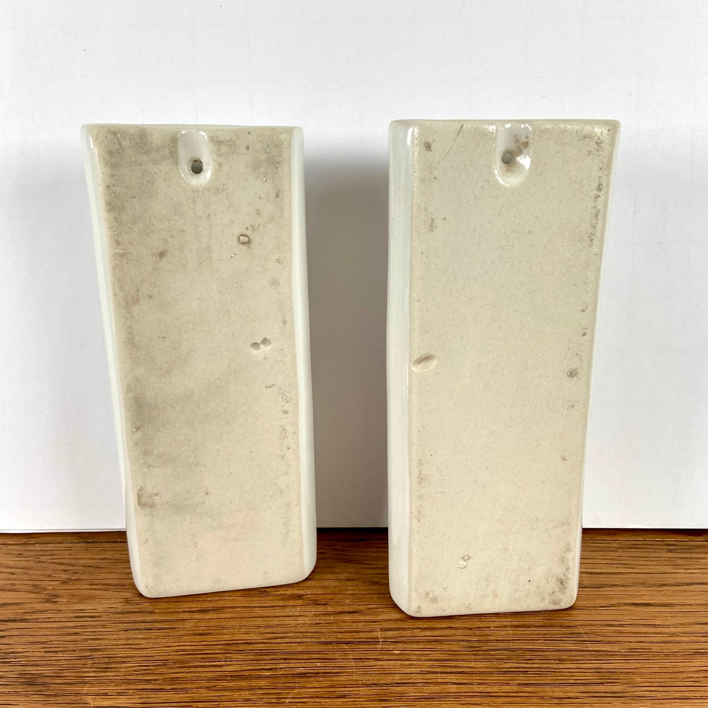 Set van 2 vintage radiator bakjes