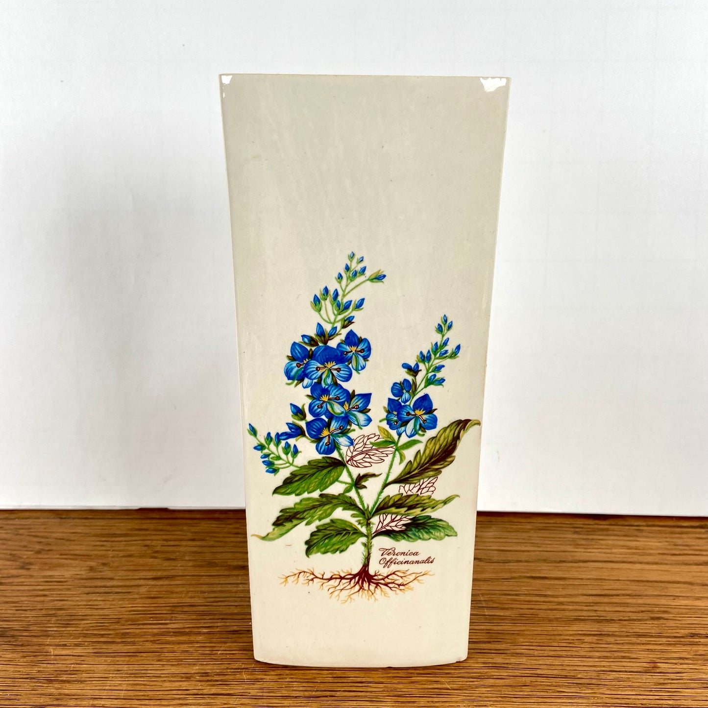 Vintage radiatorbakje blauwe bloem