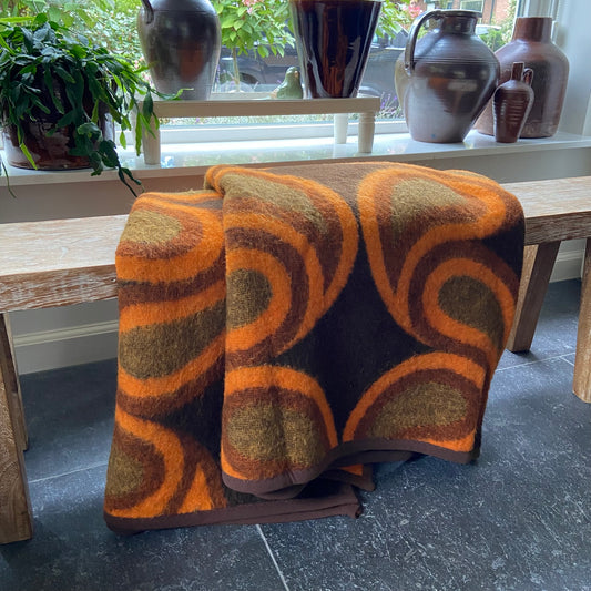 Vintage wollen deken oranje bruin