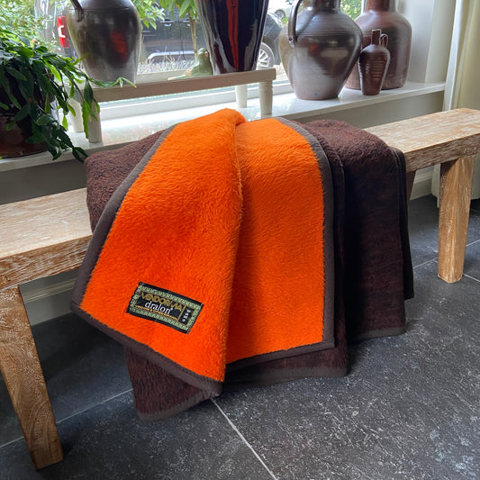 Vintage bruin oranje deken Dralon
