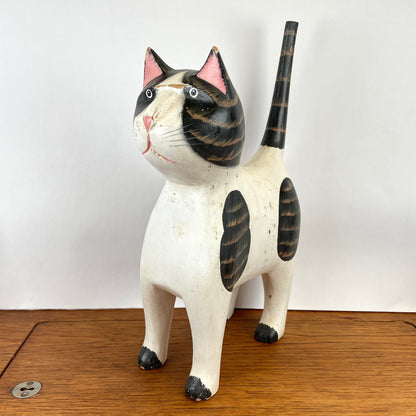 Grote houten kat