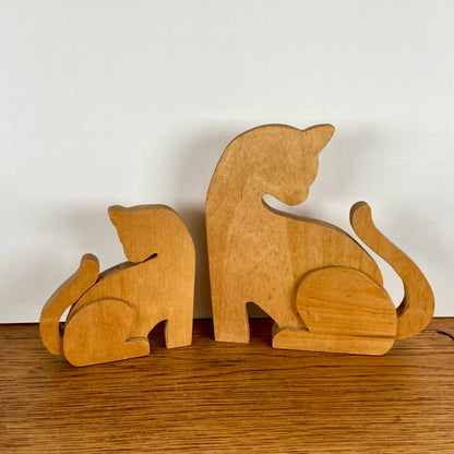 Set van 2 houten katten