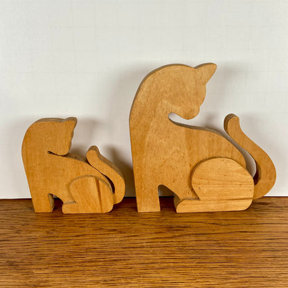 Set van 2 houten katten