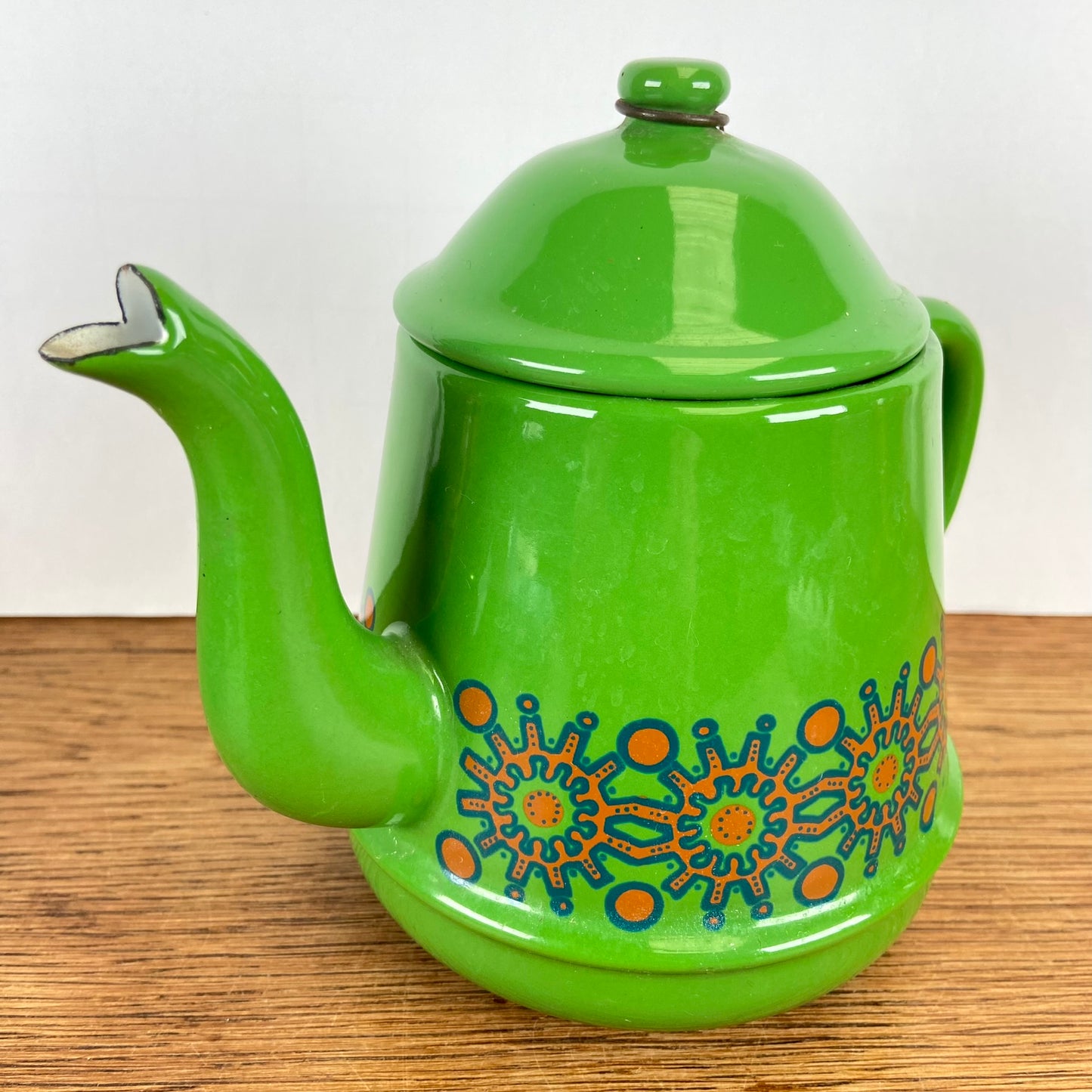 Vintage groene emaille theepot