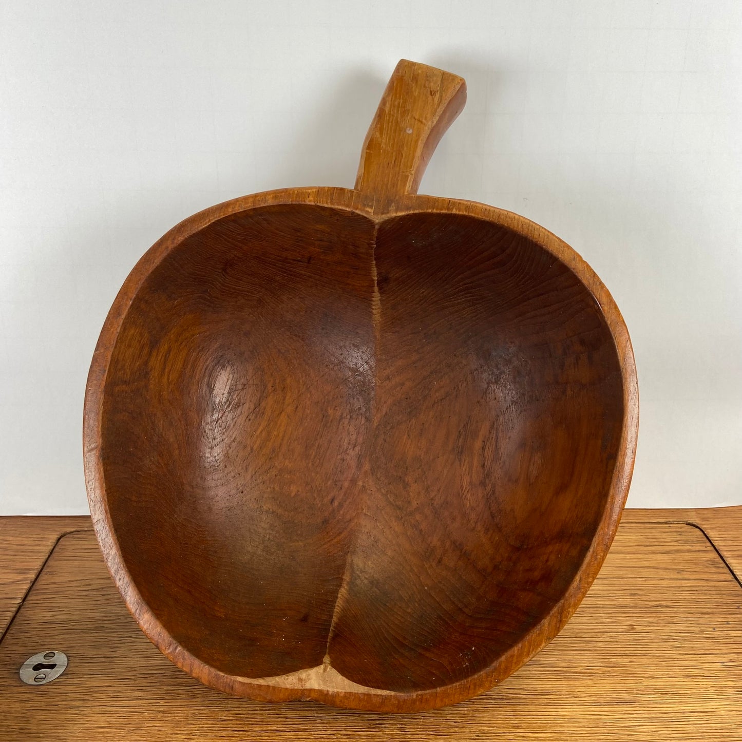 Grote houten appelschaal