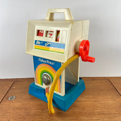 Vintage Fisher Price tankstation