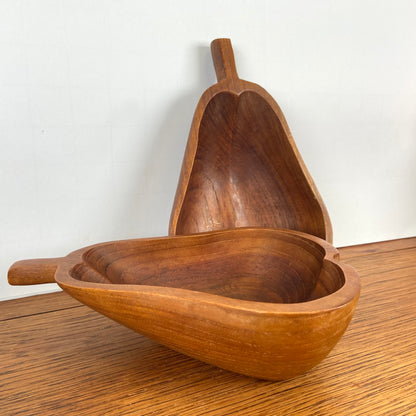 set van 2vintage houten peren schaaltjes