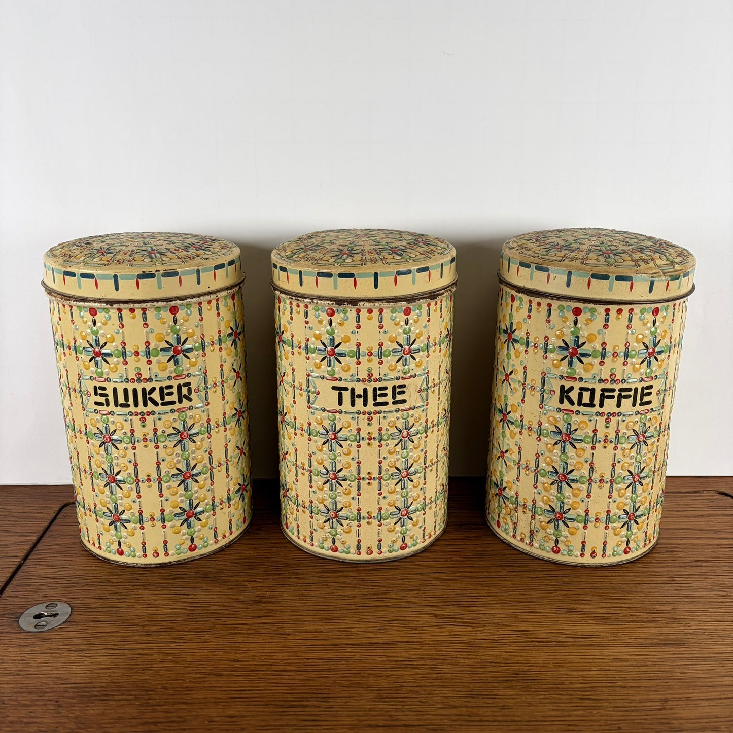 Set van 3 vintage blikken