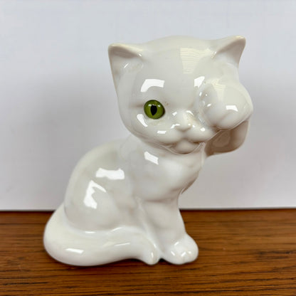 Vintage wit katje groene ogen klein