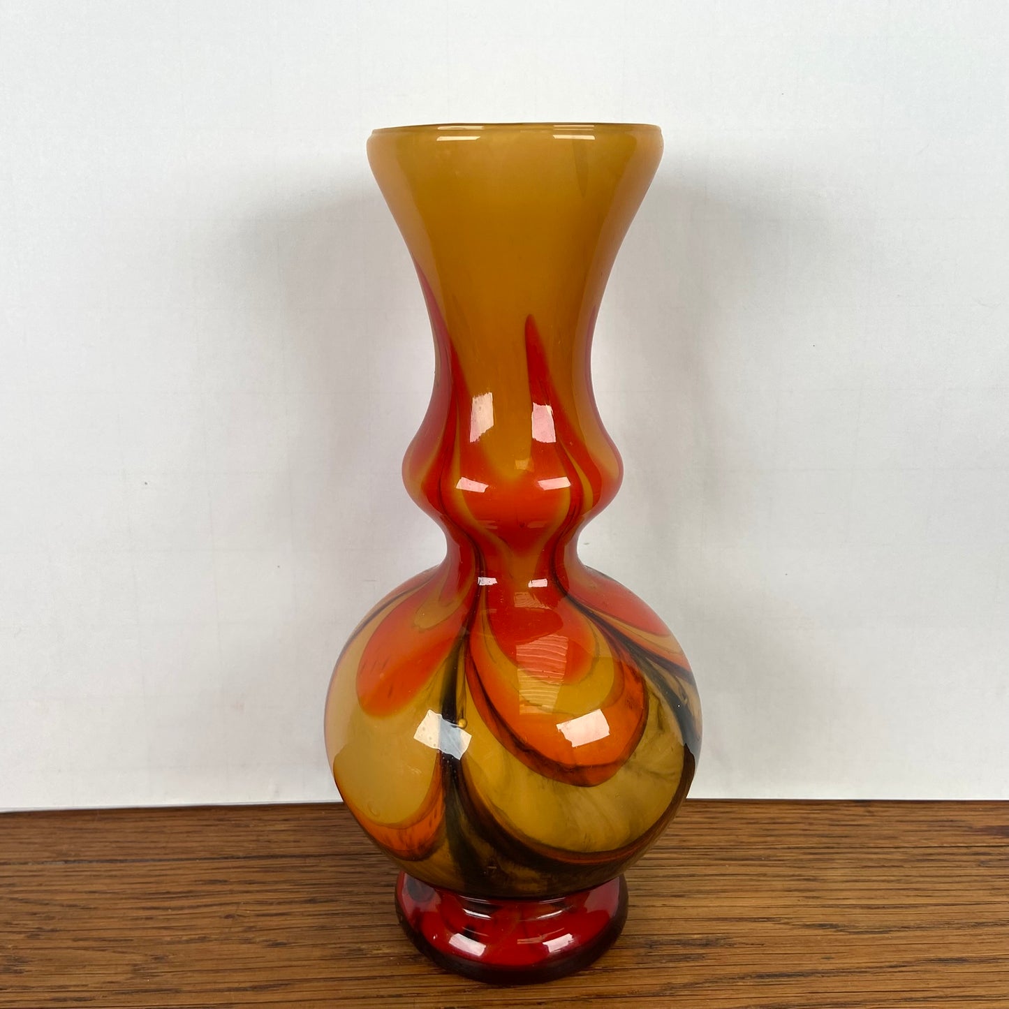 Vintage Opaline Florence vaas