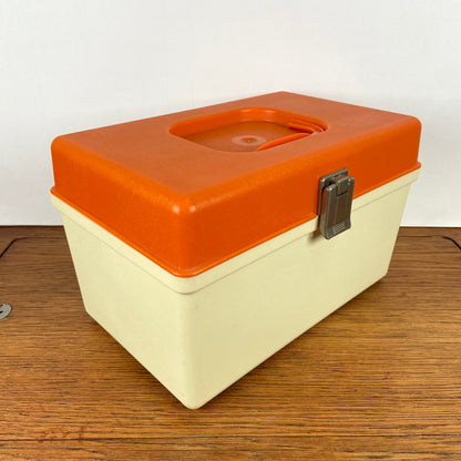 Kleine vintage naaibox curver