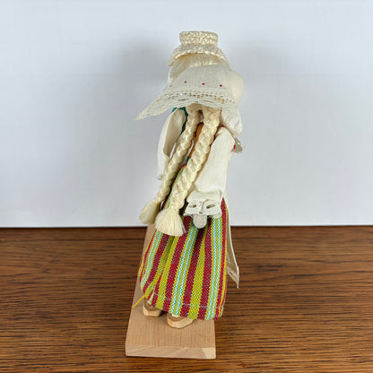 Vintage popjes uit Litouwen