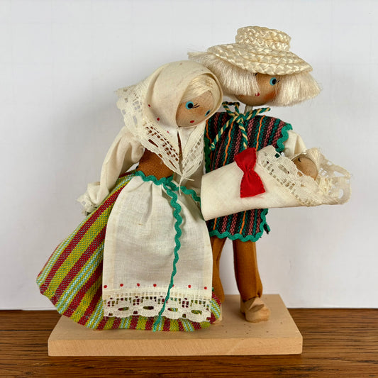 Vintage popjes uit Litouwen