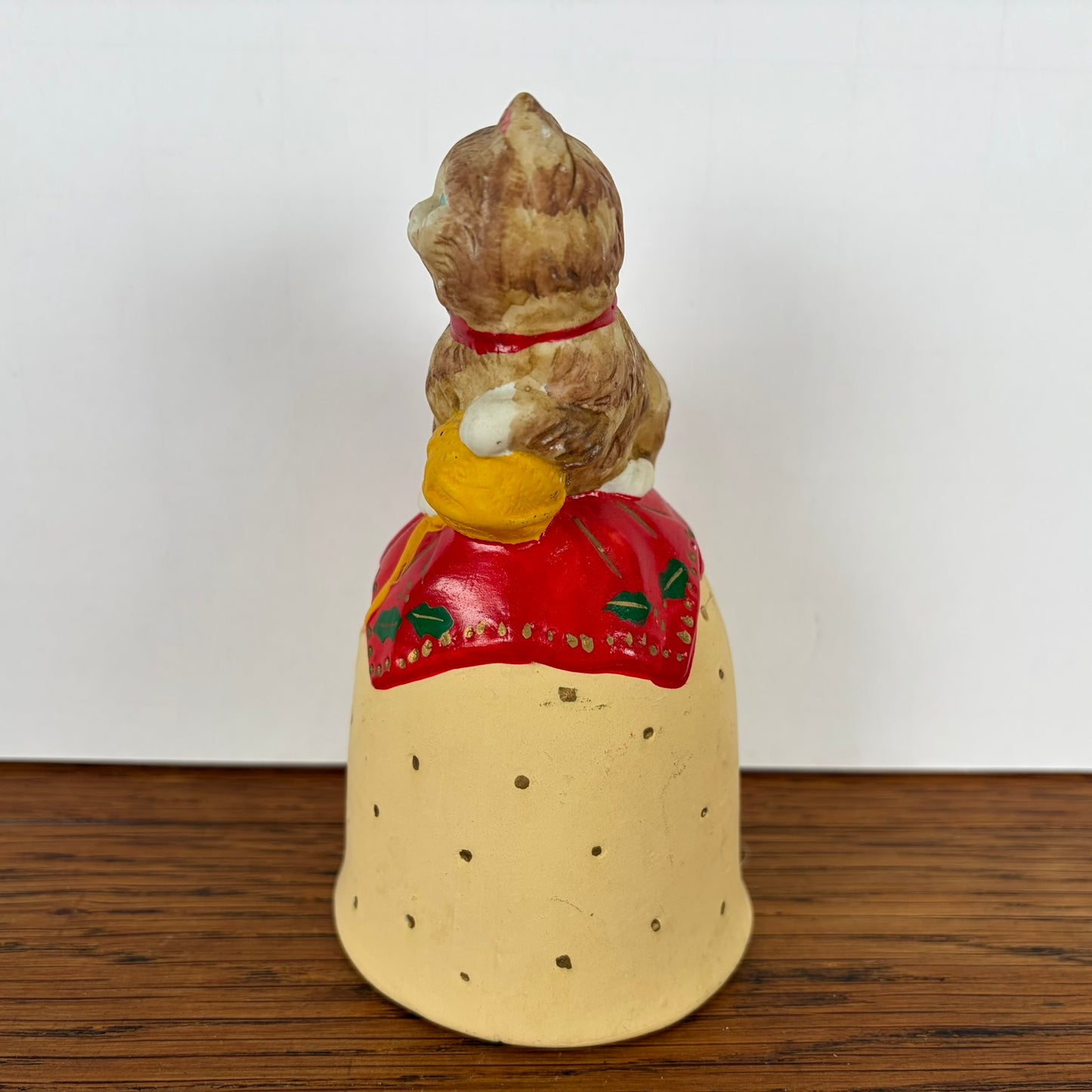 Keramieken kerstbel met kat