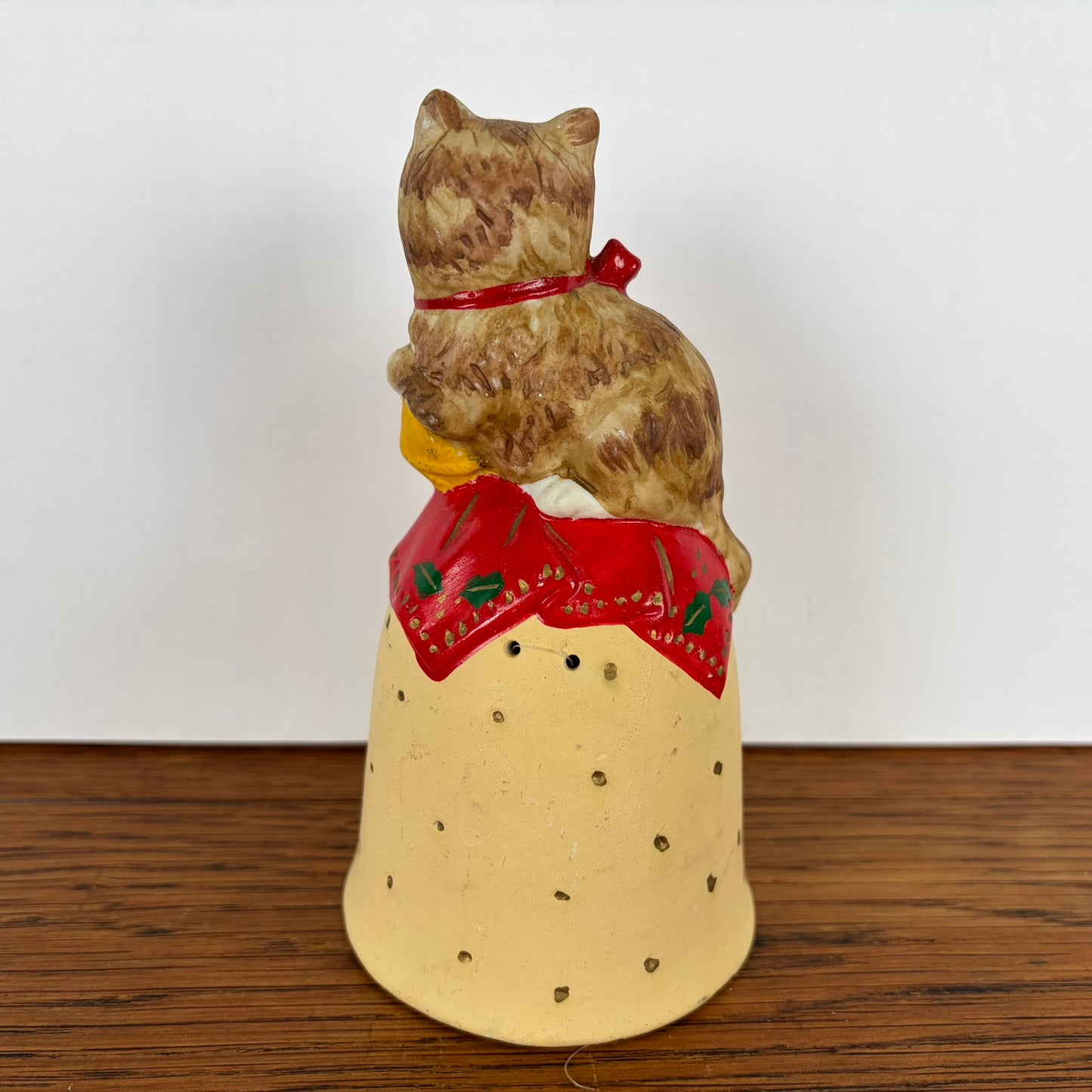 Keramieken kerstbel met kat