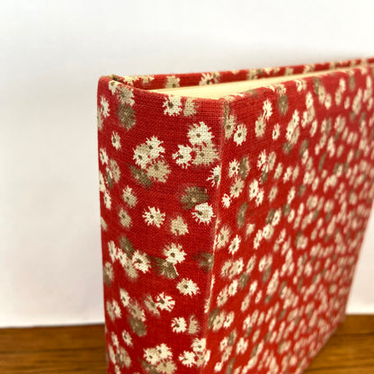 Vintage fotoalbum bloemetjes