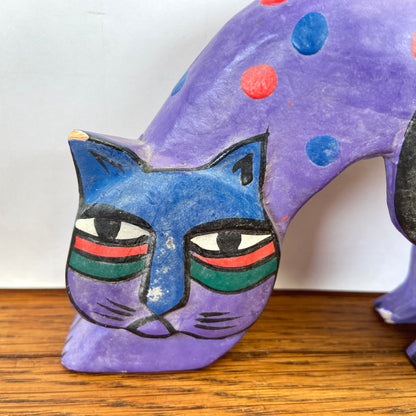Vintage paarse houten kat