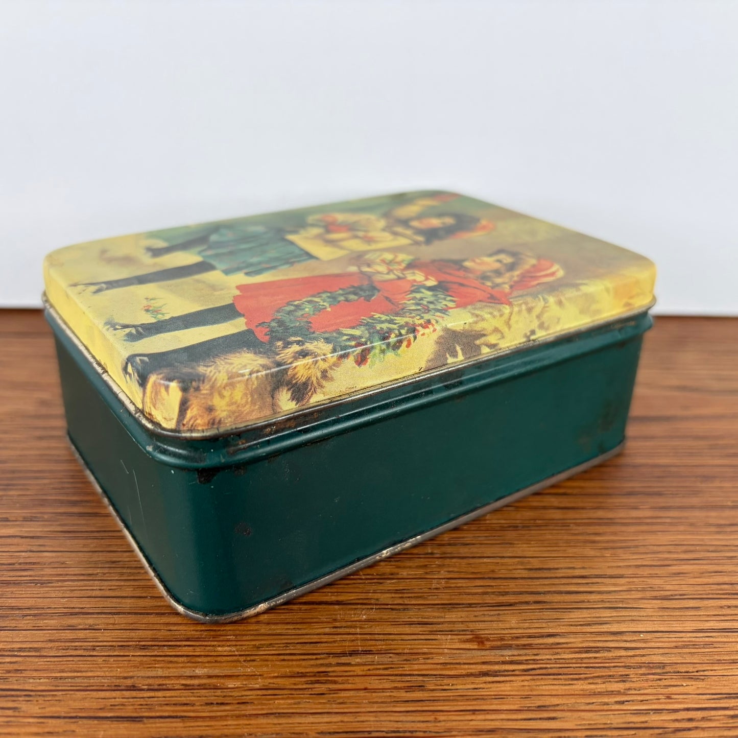 Vintage kerst blikje 2 meisjes