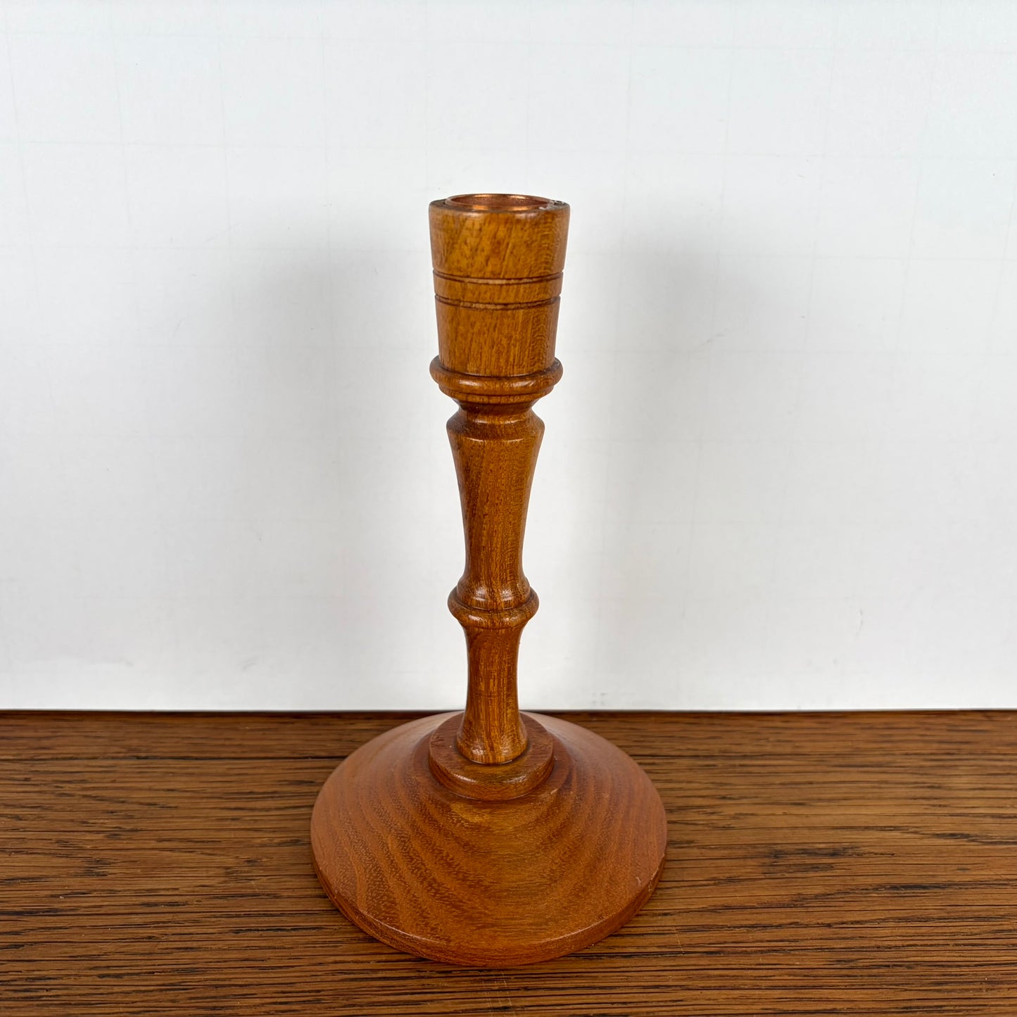 Vintage houten kandelaar