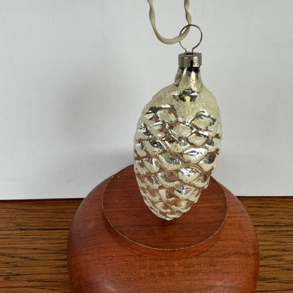 Vintage kerstbal dennenappel