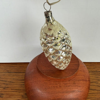 Vintage kerstbal dennenappel