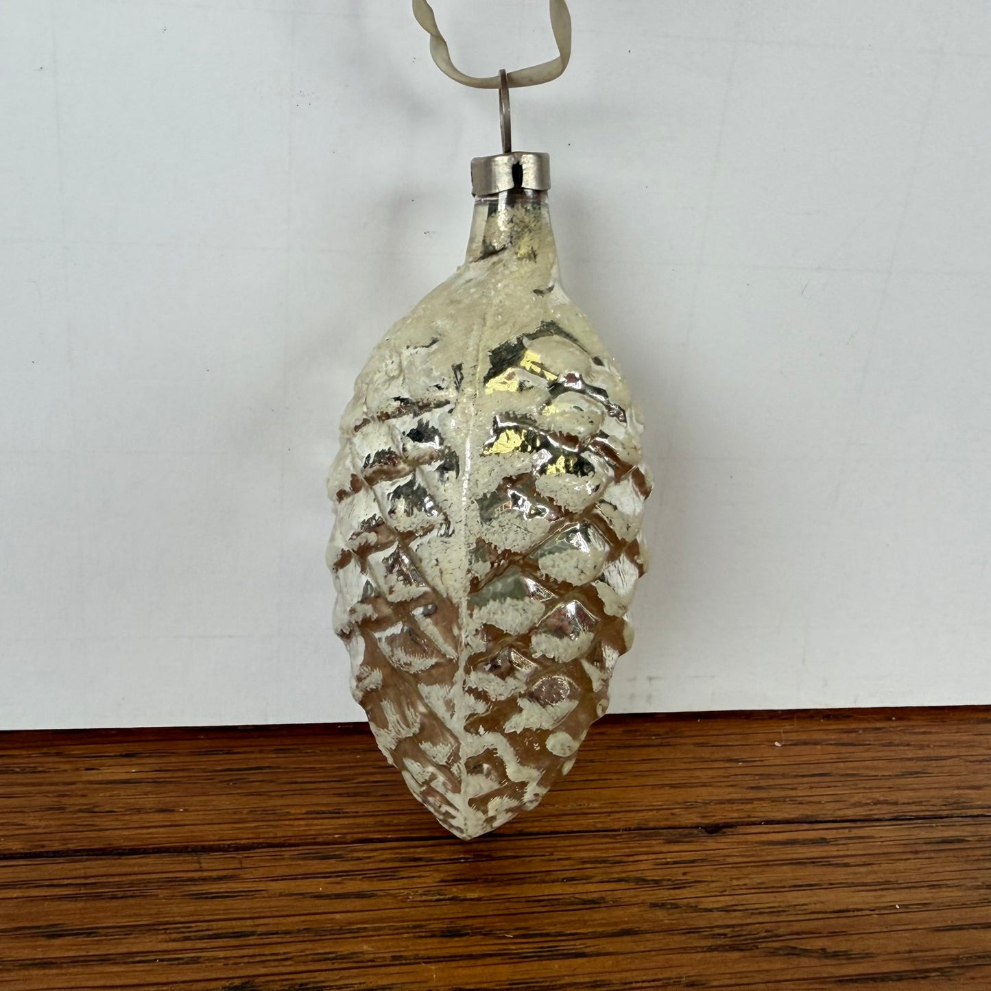 Vintage kerstbal dennenappel